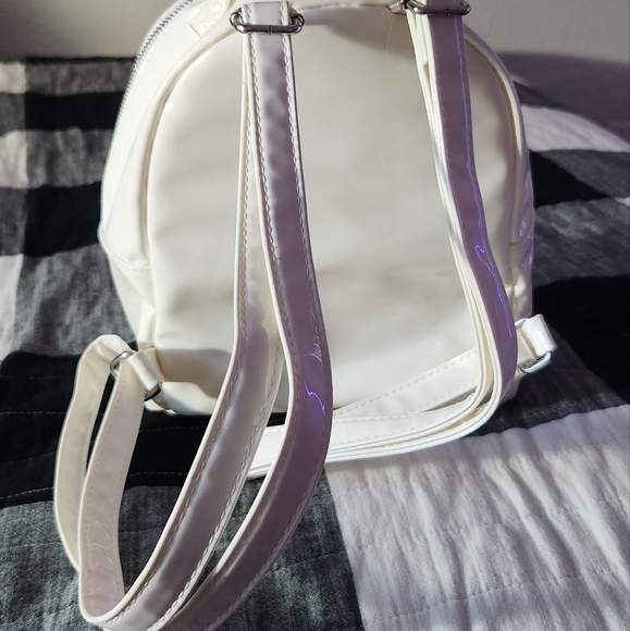 H&M Small White Shiny Backpack - Picture 3 of 4